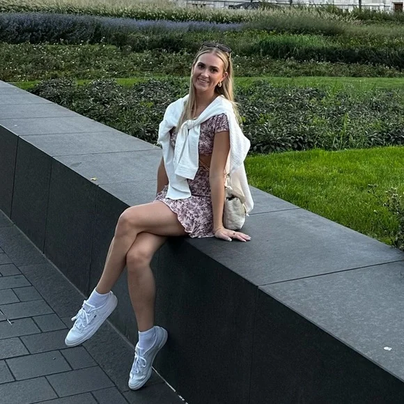 Two Piece Set - Picture 4 of 5